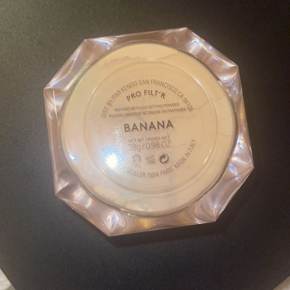 Fenty Beauty Instant Retouch Setting Powder